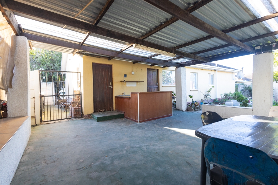 3 Bedroom Property for Sale in Bernadino Heights Western Cape